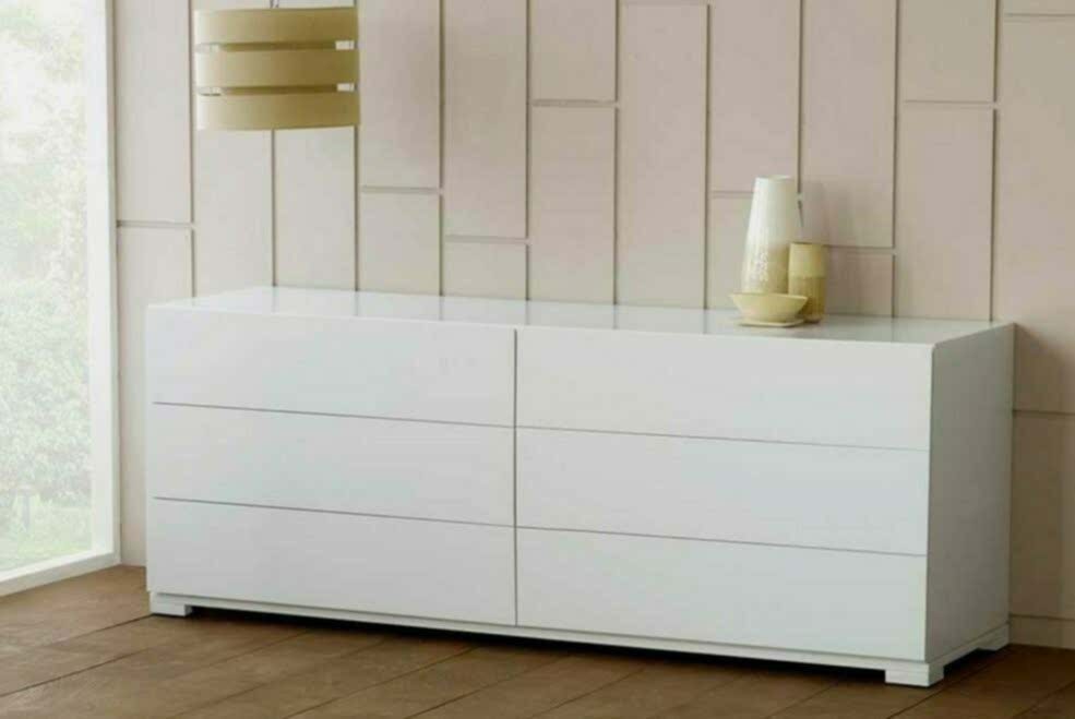 <span style="font-weight: bold;">КОМОДЫ</span>